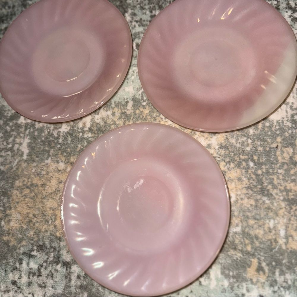 Fire king Elegant Pink Dinner Plates